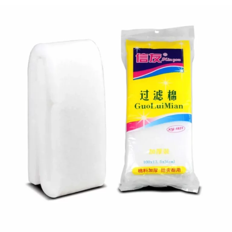 Two white rectangular sponge pads beside a yellow-packaged GuoLuiMian sponge product.